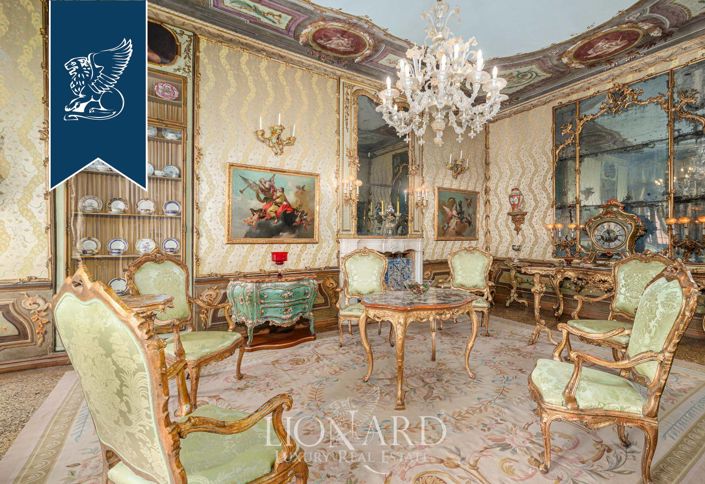 Image No.10-5 Bed Apartment for sale