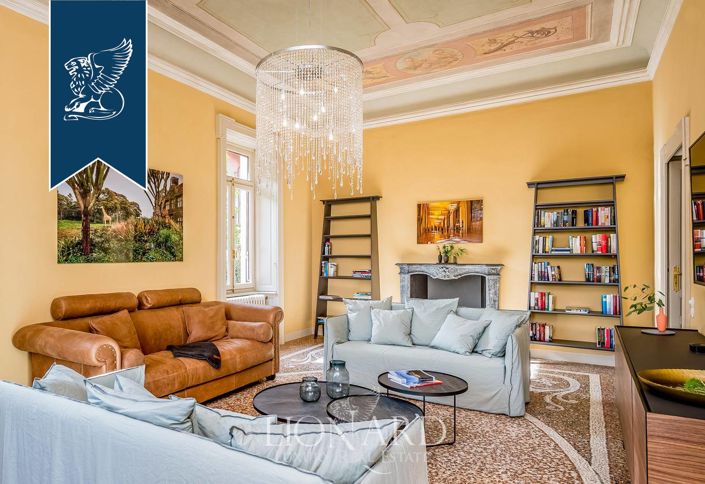 Image No.19-6 Bed Hotel for sale