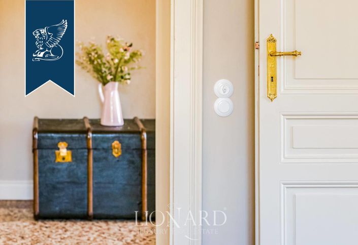 Image No.27-6 Bed Hotel for sale