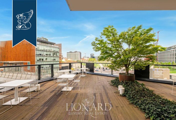 Image No.20-5 Bed Apartment for sale