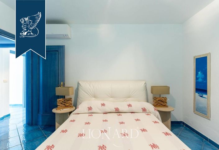 Image No.16-6 Bed Villa for sale