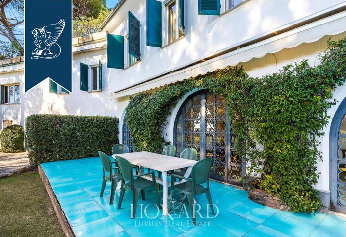 Image No.4-7 Bed Villa for sale