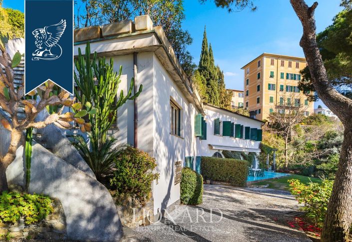 Image No.5-7 Bed Villa for sale