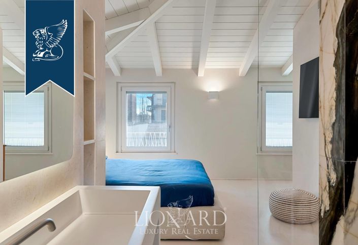 Image No.16-2 Bed Villa for sale