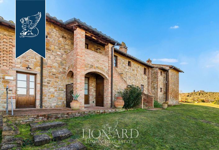 Image No.11-Ferme de 14 chambres à vendre à Montaione