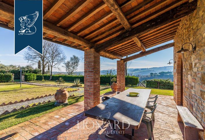 Image No.20-Ferme de 14 chambres à vendre à Montaione