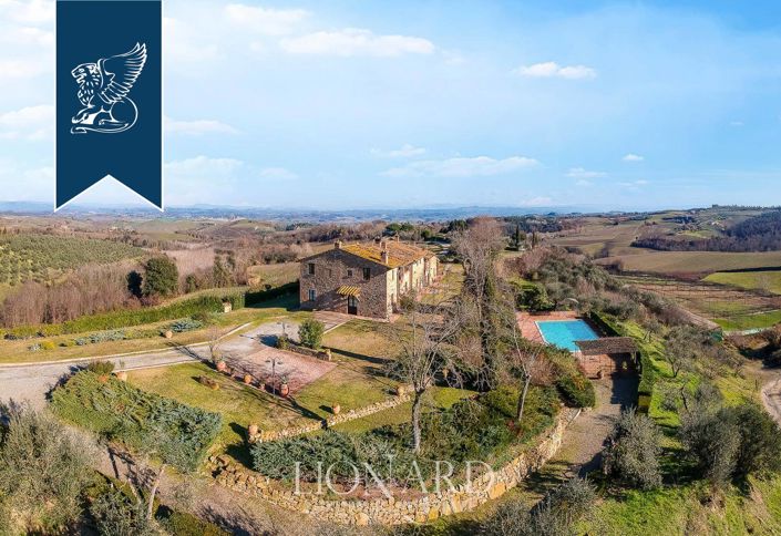 Image No.3-Ferme de 14 chambres à vendre à Montaione