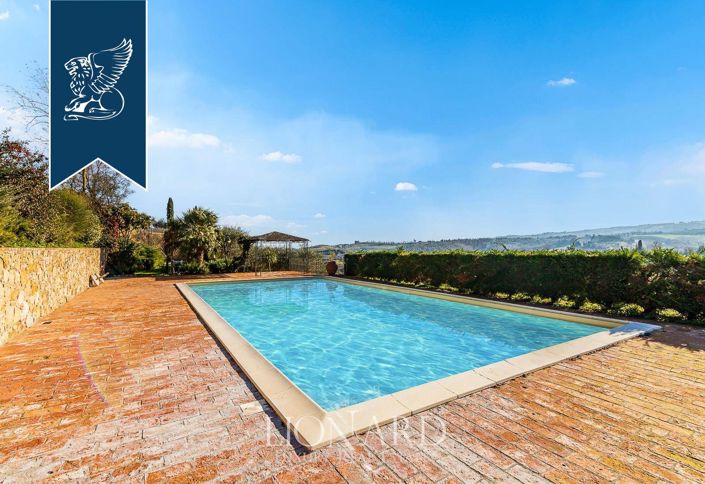 Image No.5-Ferme de 14 chambres à vendre à Montaione