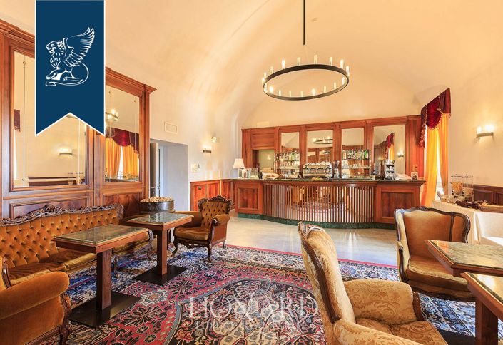 Image No.27-40 Bed Property for sale