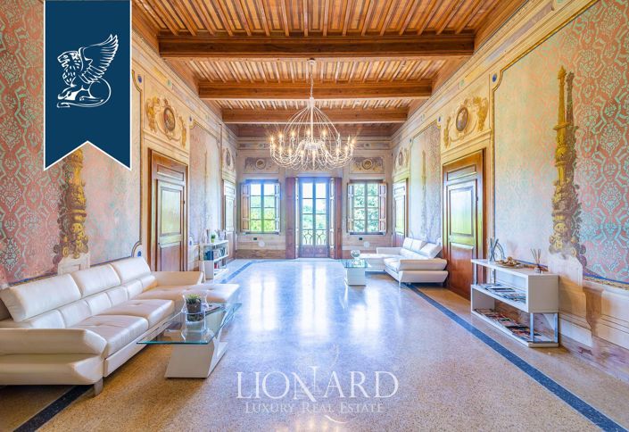 Image No.39-40 Bed Property for sale