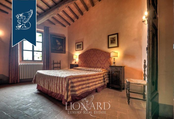 Image No.15-10 Bed Villa for sale