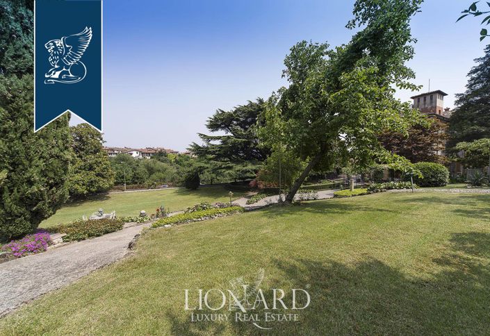 Image No.21-8 Bed Villa for sale