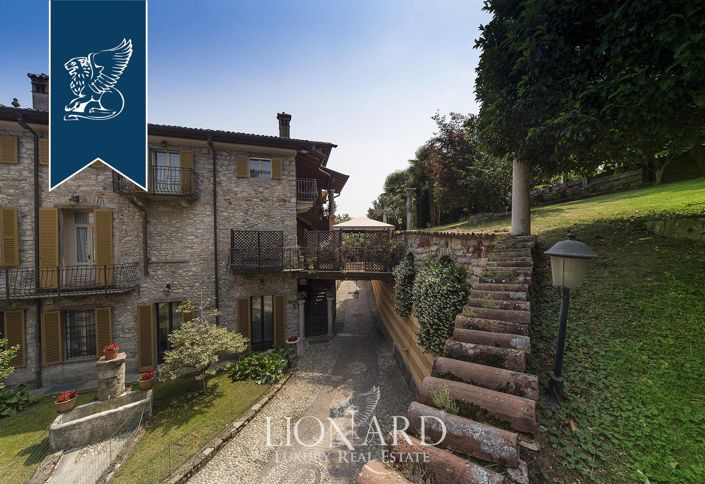 Image No.24-8 Bed Villa for sale