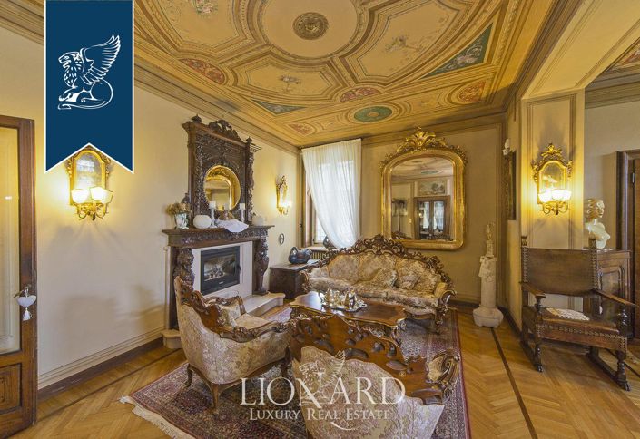 Image No.35-8 Bed Villa for sale