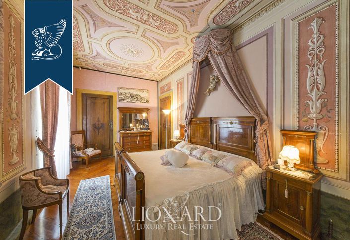 Image No.45-8 Bed Villa for sale