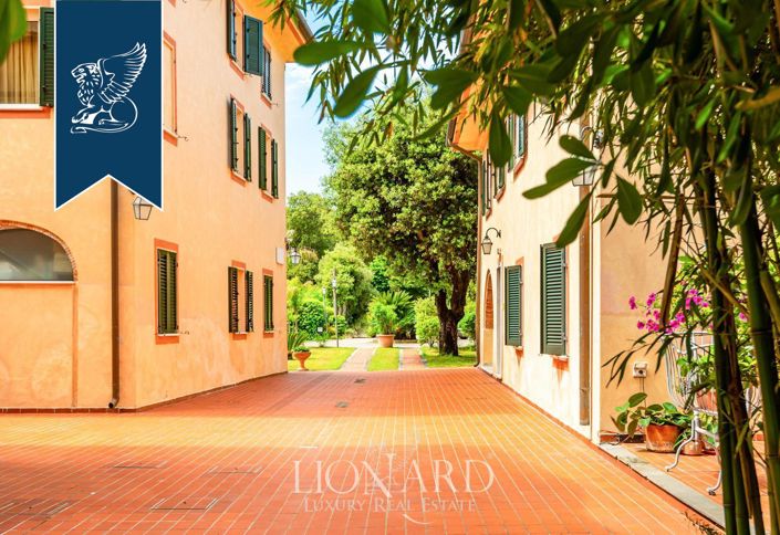 Image No.20-28 Bed Hotel for sale