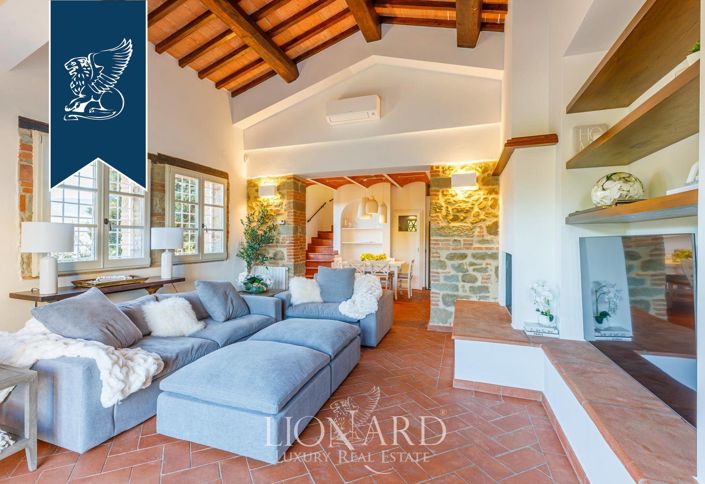 Image No.12-6 Bed Villa for sale