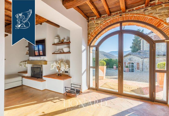 Image No.16-6 Bed Villa for sale