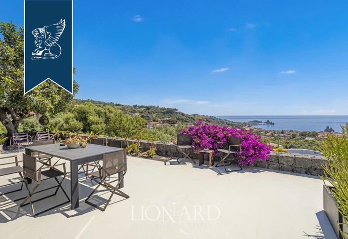 Image No.11-Villa de 4 chambres à vendre à Aci Castello