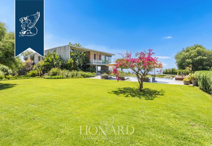 Image No.12-Villa de 4 chambres à vendre à Aci Castello