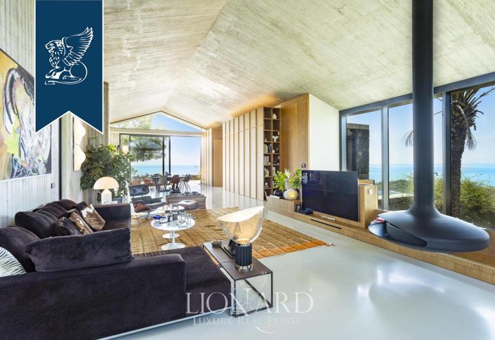 Image No.15-Villa de 4 chambres à vendre à Aci Castello