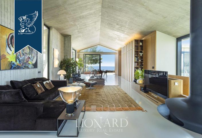 Image No.16-Villa de 4 chambres à vendre à Aci Castello