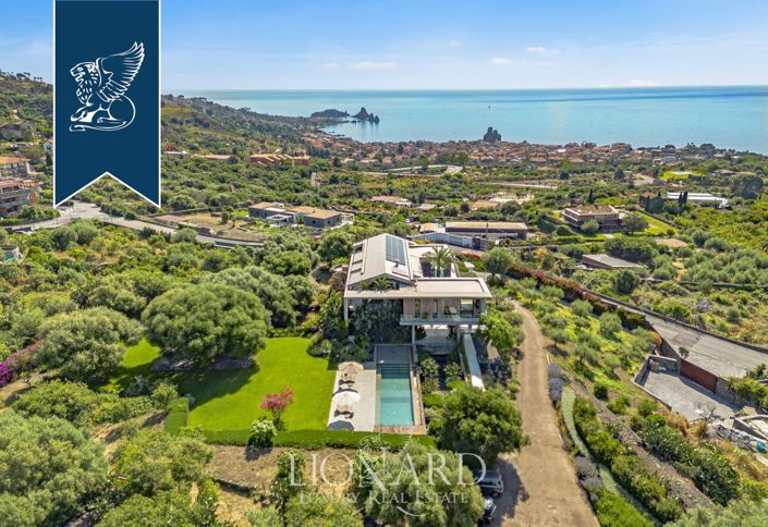 Image No.8-Villa de 4 chambres à vendre à Aci Castello