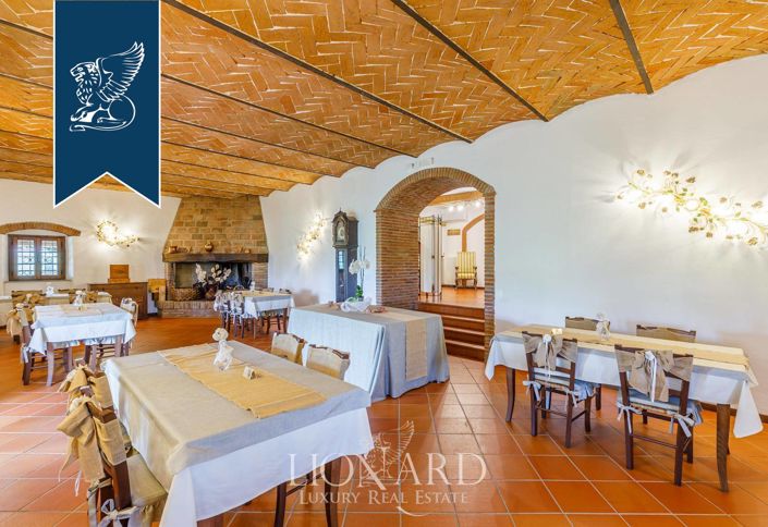 Image No.17-Ferme de 8 chambres à vendre à Civitella in Val di Chiana