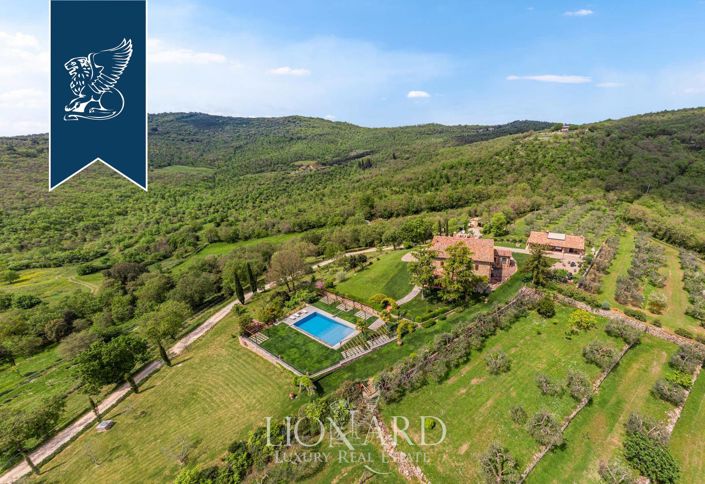 Image No.2-Ferme de 8 chambres à vendre à Civitella in Val di Chiana