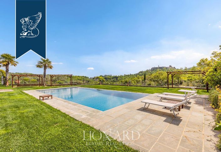 Image No.8-Ferme de 8 chambres à vendre à Civitella in Val di Chiana