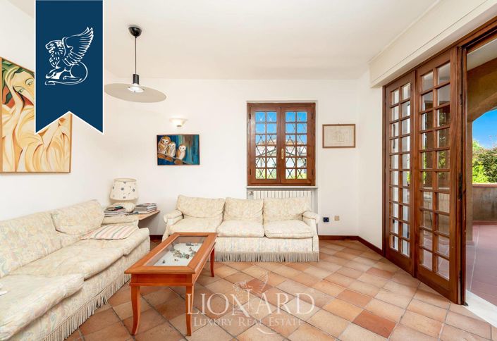 Image No.20-6 Bed Villa for sale