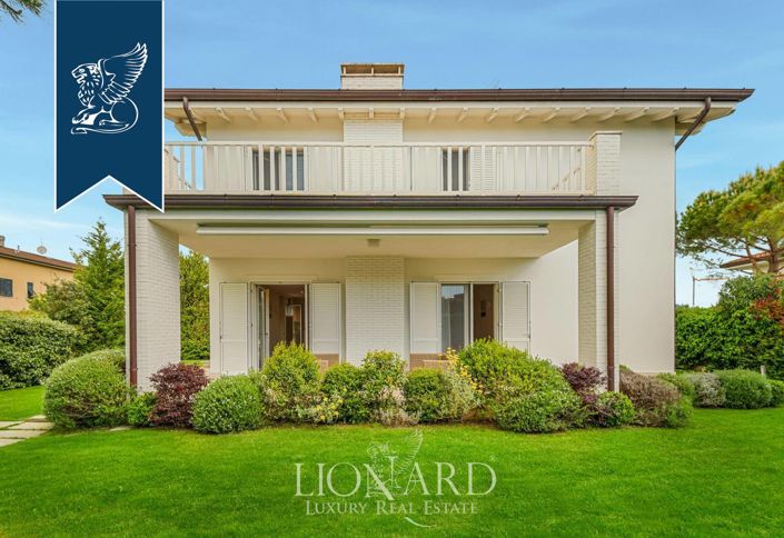 Image No.2-Villa de 5 chambres à vendre à Lucca