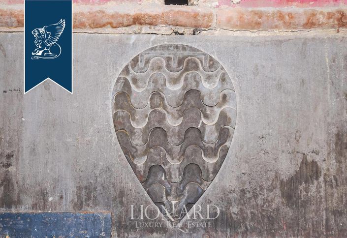 Image No.22-15 Bed Farmhouse for sale