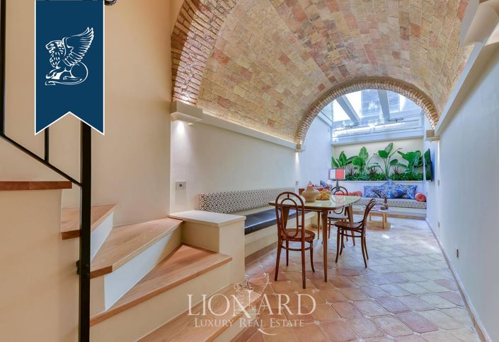 Image No.5-3 Bed Property for sale