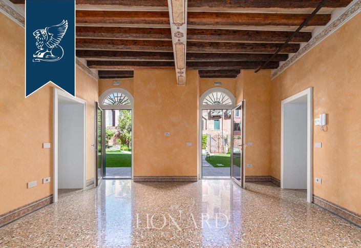 Image No.11-4 Bed Apartment for sale