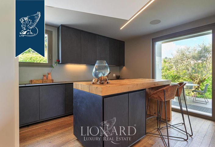 Image No.17-6 Bed Villa for sale