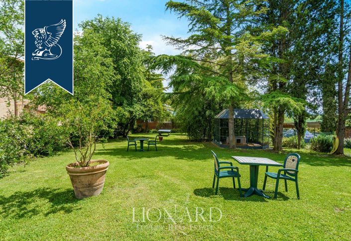 Image No.13-Ferme de 12 chambres à vendre à Asciano