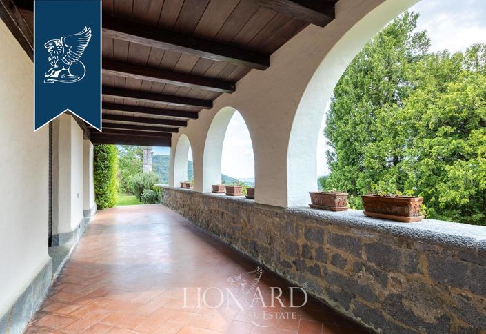 Image No.16-8 Bed Villa for sale