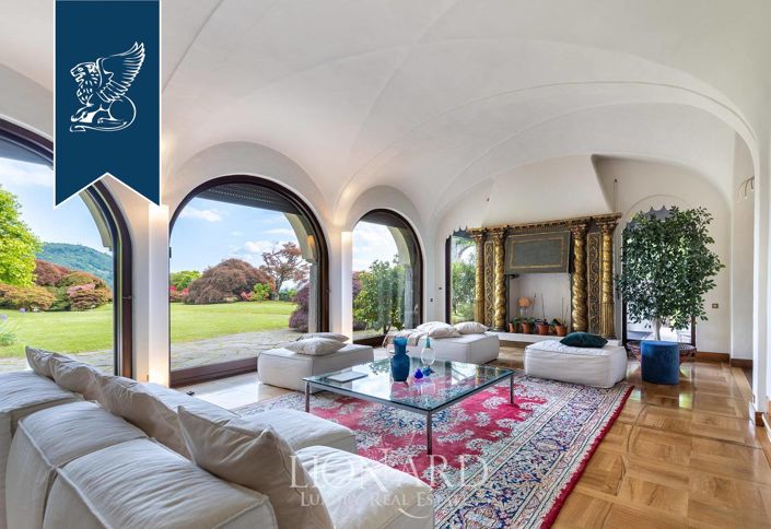 Image No.18-8 Bed Villa for sale