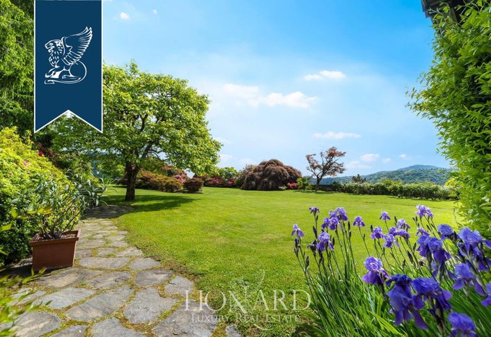 Image No.9-8 Bed Villa for sale