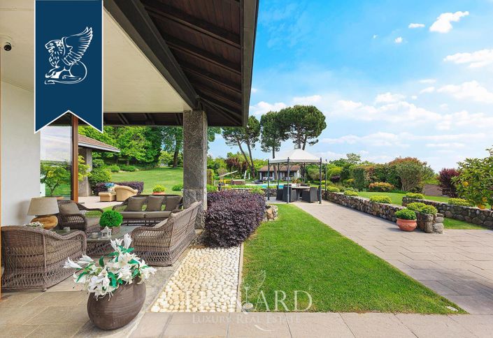 Image No.11-4 Bed Villa for sale