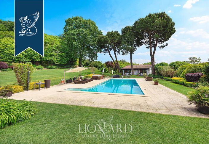 Image No.4-4 Bed Villa for sale