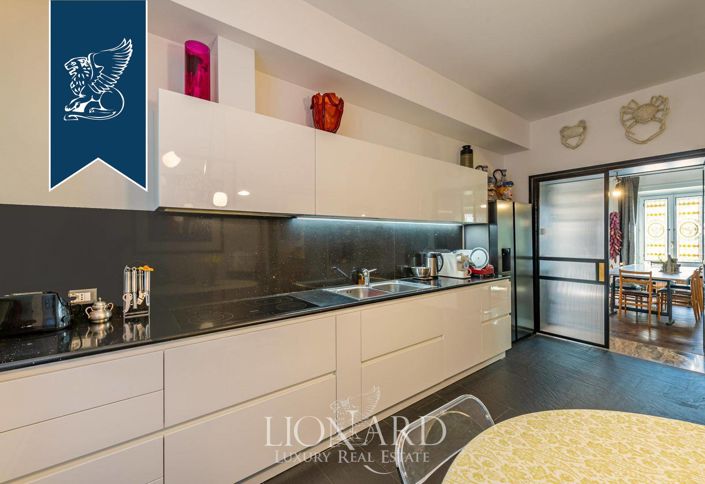 Image No.12-3 Bed Apartment for sale