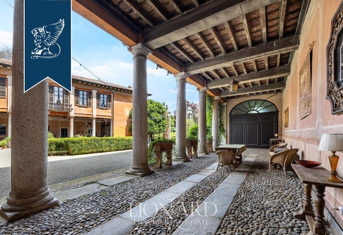 Image No.5-10 Bed Villa for sale