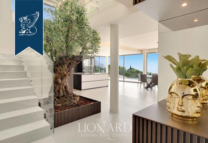 Image No.17-Villa de 9 chambres à vendre à Salò