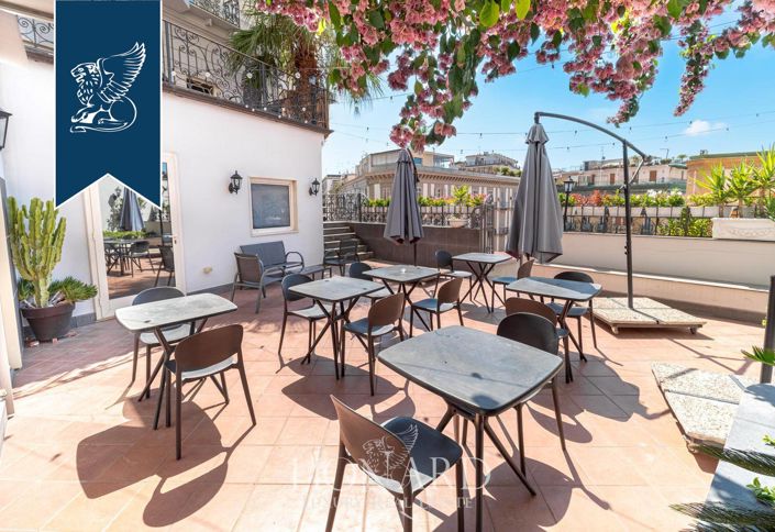 Image No.2-13 Bed Hotel for sale