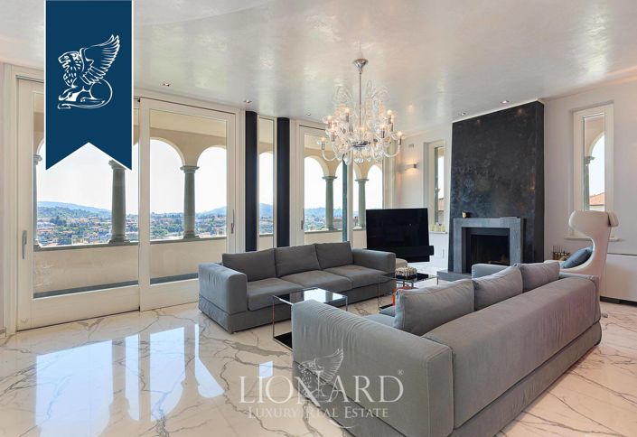 Image No.17-5 Bed Villa for sale