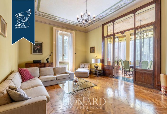 Image No.11-5 Bed Villa for sale