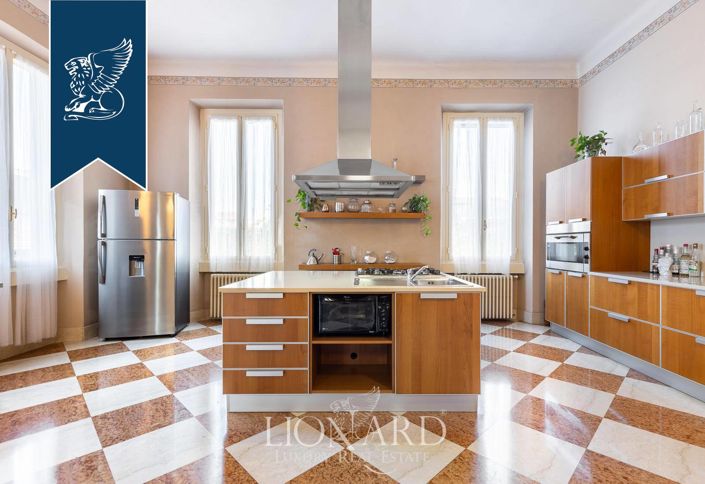 Image No.17-5 Bed Villa for sale