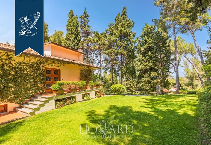 Image No.19-8 Bed Villa for sale